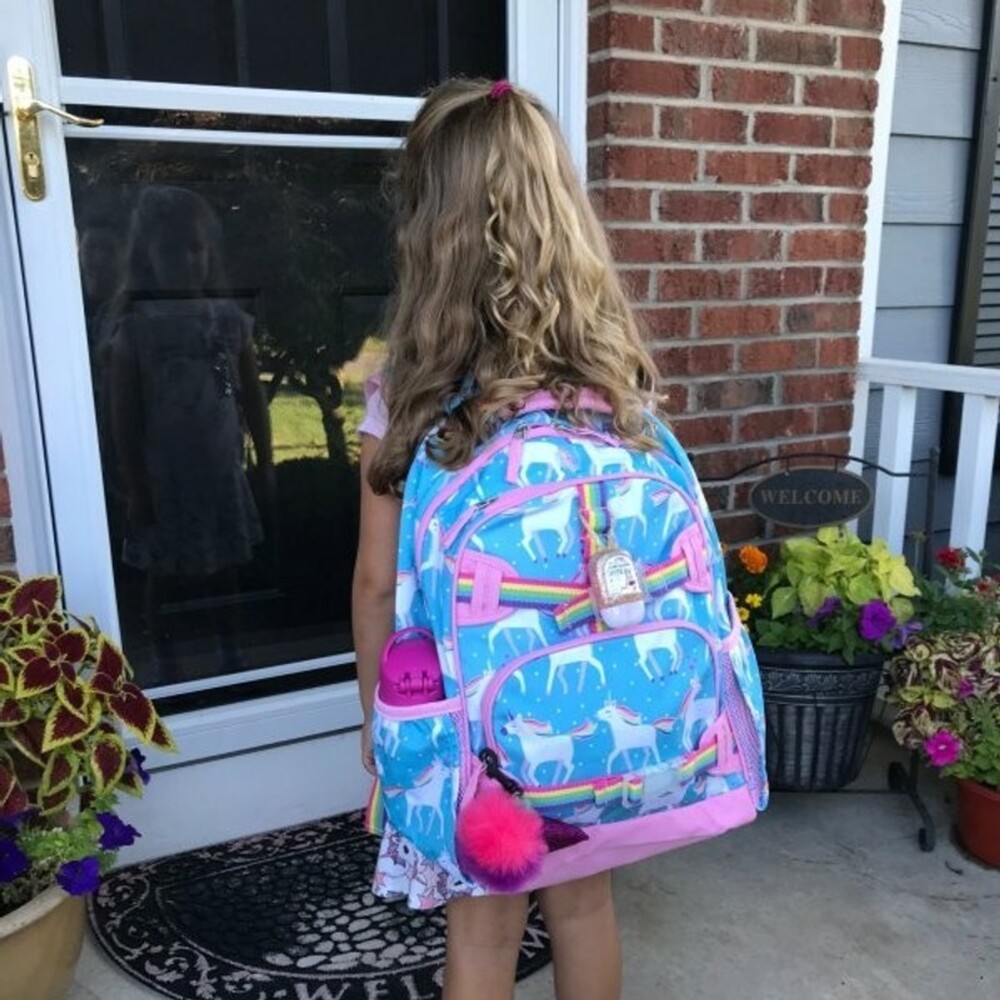 Pottery barn School BACKPACK LARGE Rainbow Unicorn Parade Heart Travel pink girl